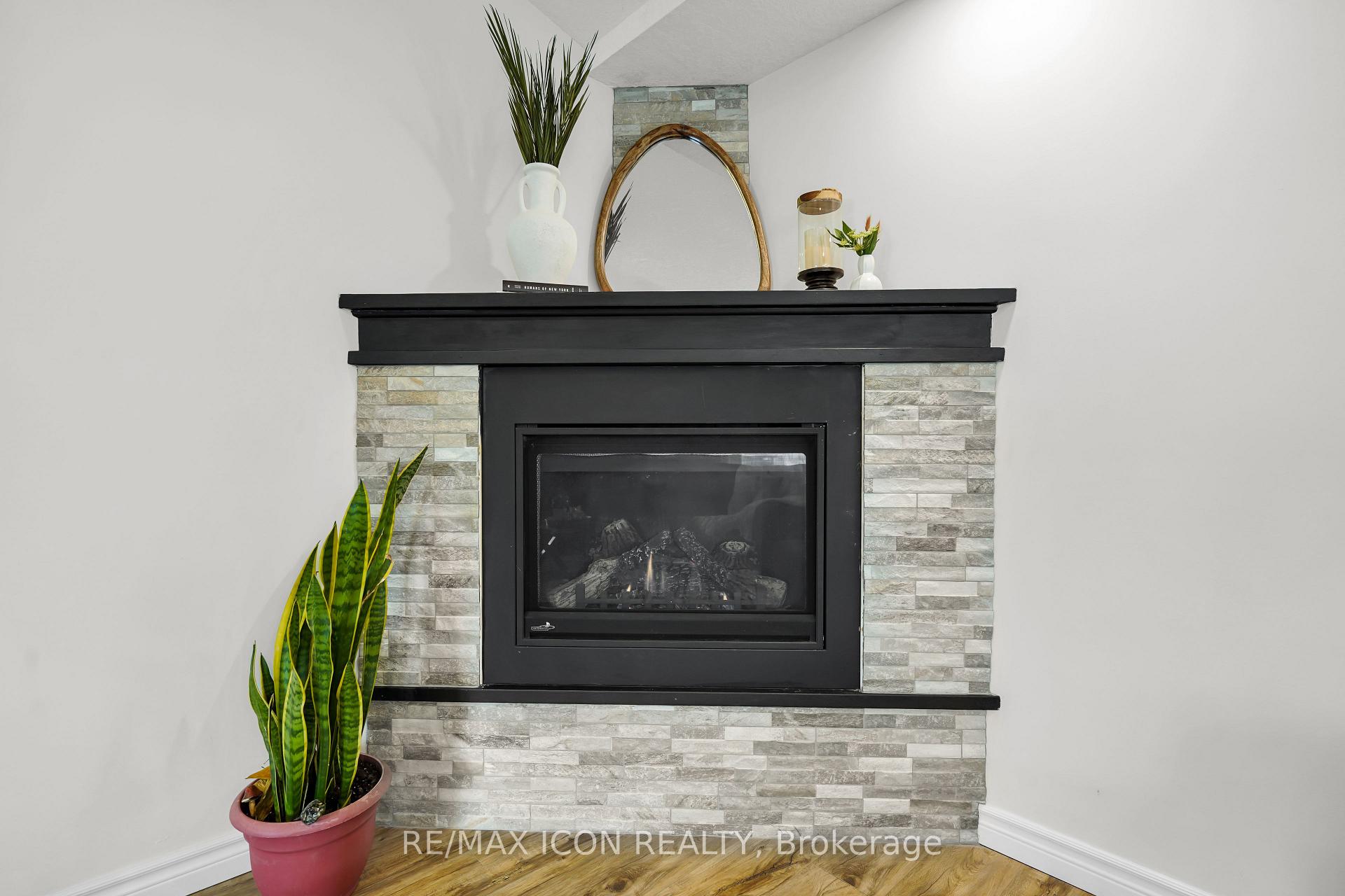 Photo 12 of 4 Sinclair Avenue, St. Thomas — HOMEH