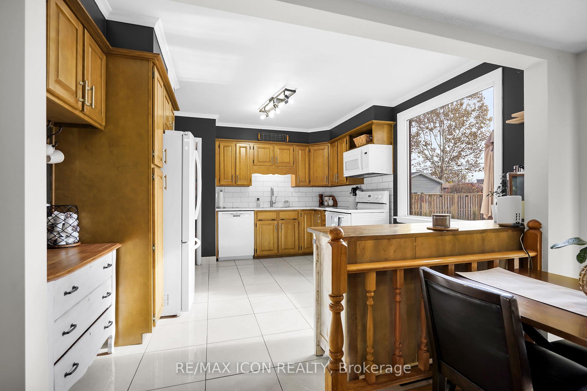 Photo 15 of 4 Sinclair Avenue, St. Thomas — HOMEH