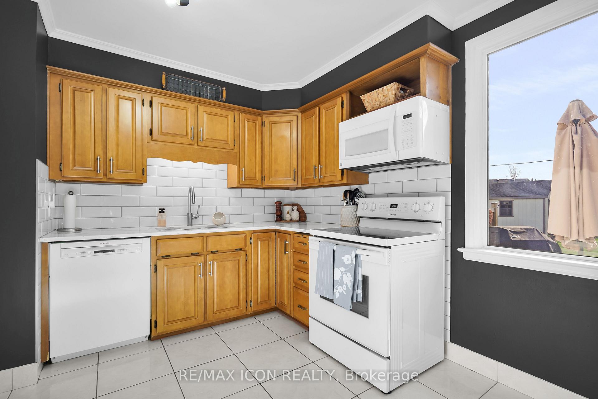 Photo 16 of 4 Sinclair Avenue, St. Thomas — HOMEH