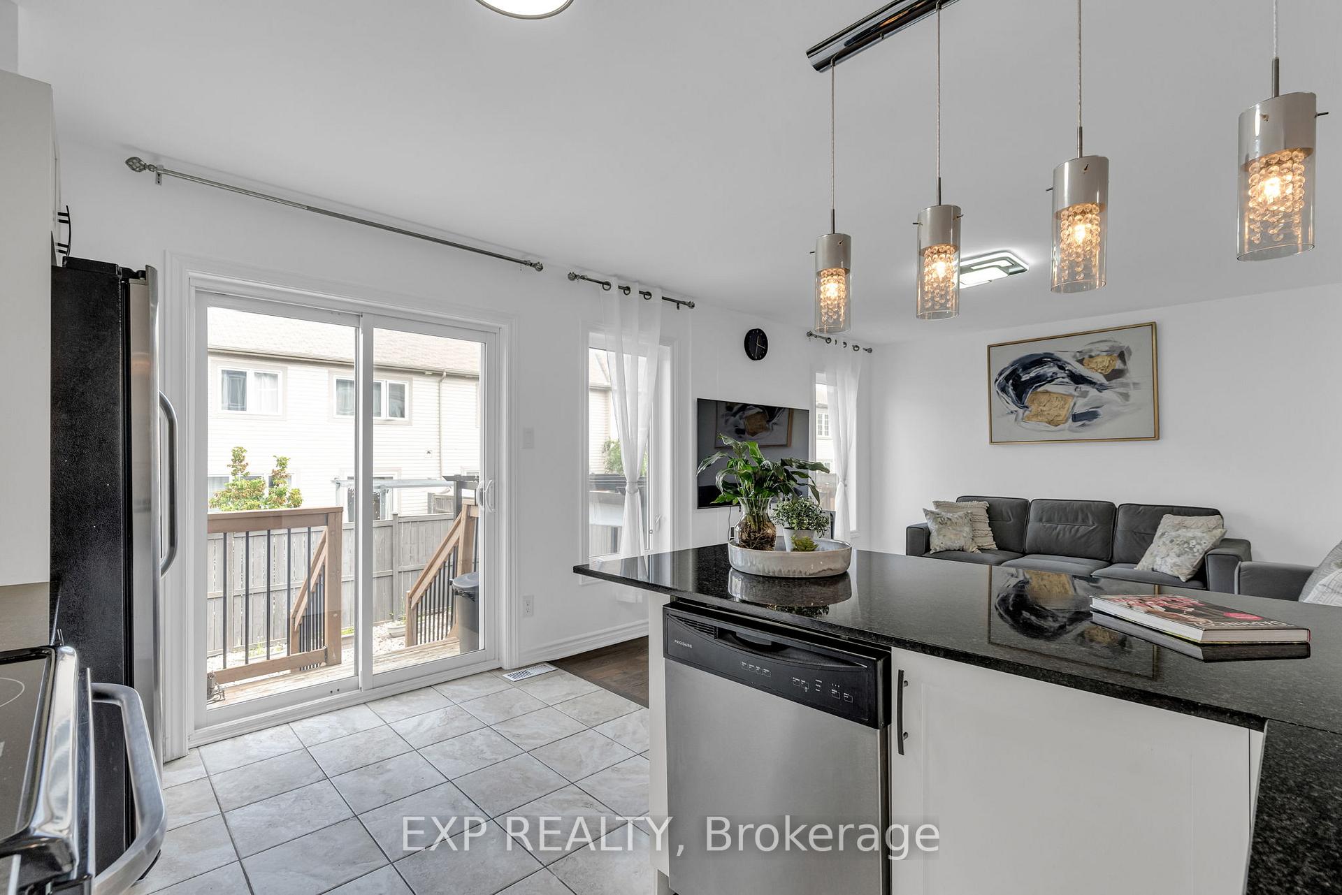 Photo 13 of 709 Maloja Way, Ottawa, Stittsville (North) — HOMEH