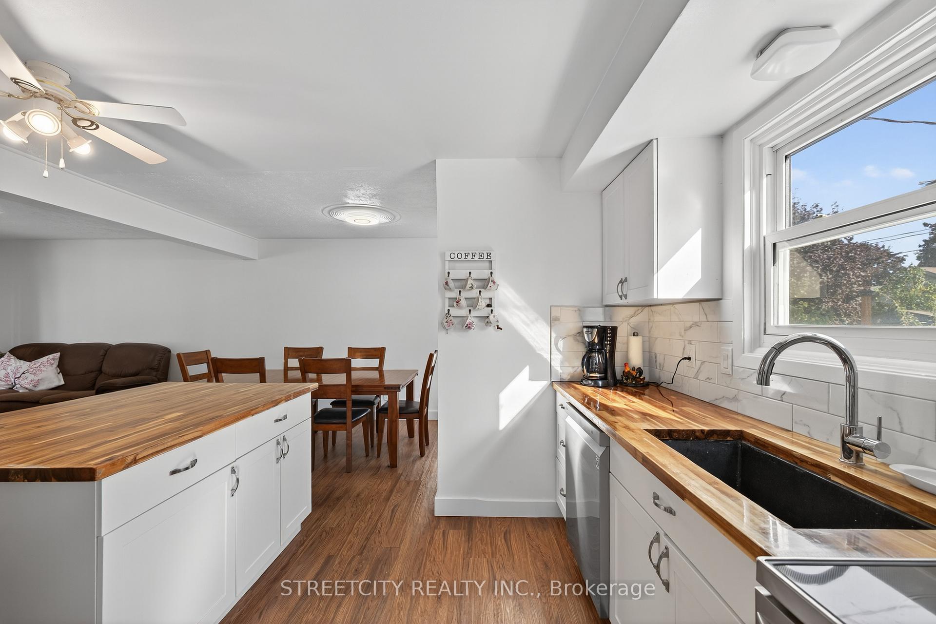 Photo 13 of 407 Elm Street, St. Thomas — HOMEH