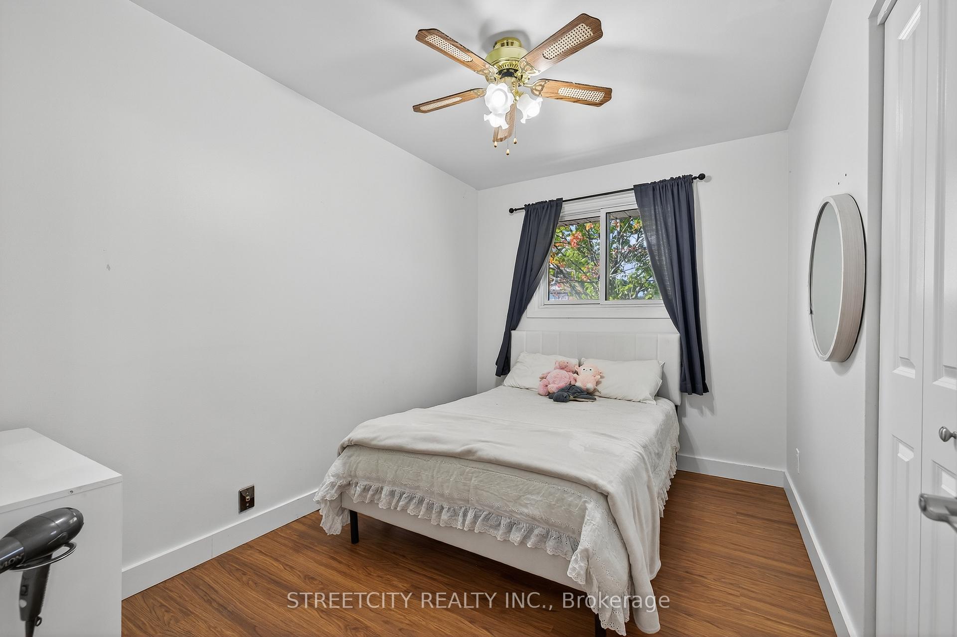 Photo 19 of 407 Elm Street, St. Thomas — HOMEH