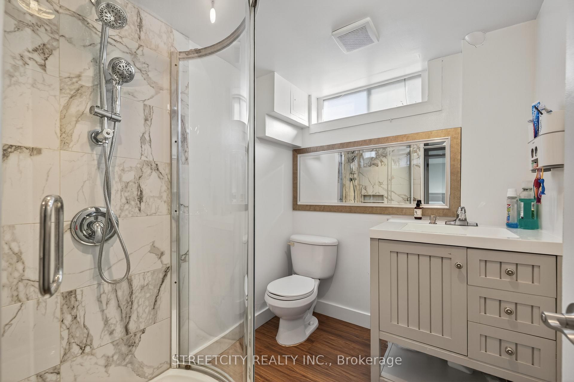Photo 29 of 407 Elm Street, St. Thomas — HOMEH