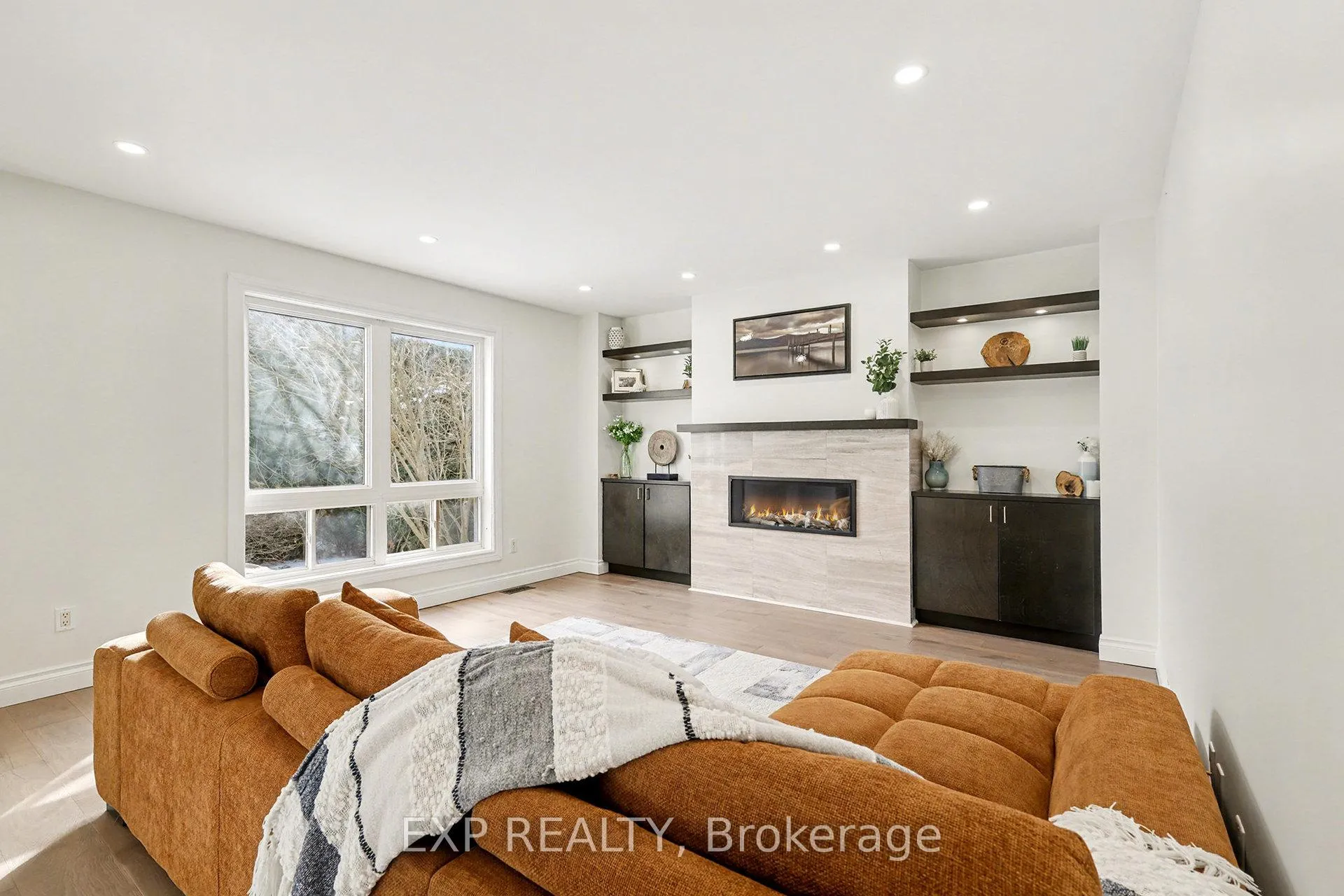 Photo 6 of 26 Thresher Avenue, Ottawa, Stittsville (Central) — HOMEH