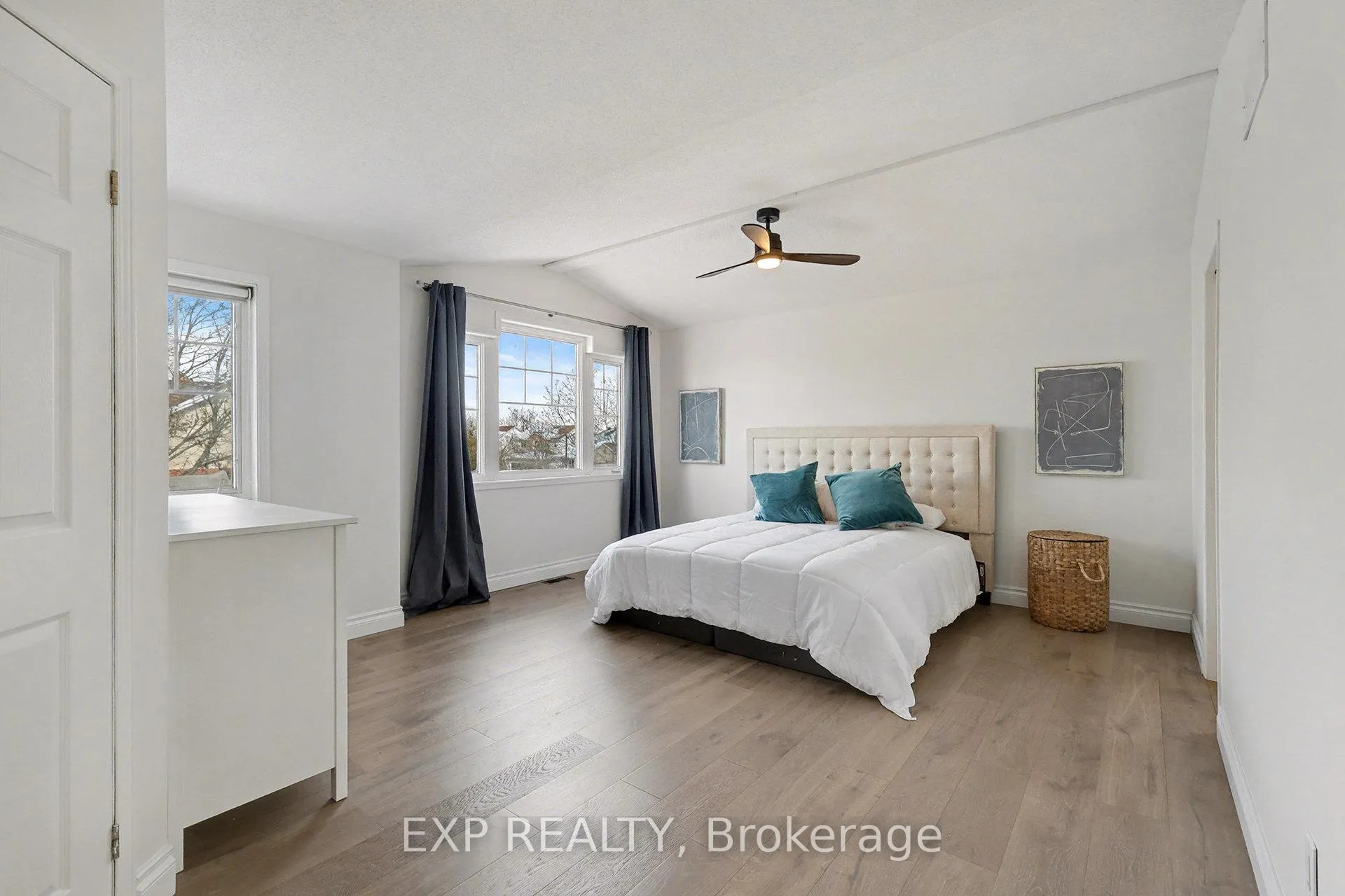 Photo 21 of 26 Thresher Avenue, Ottawa, Stittsville (Central) — HOMEH