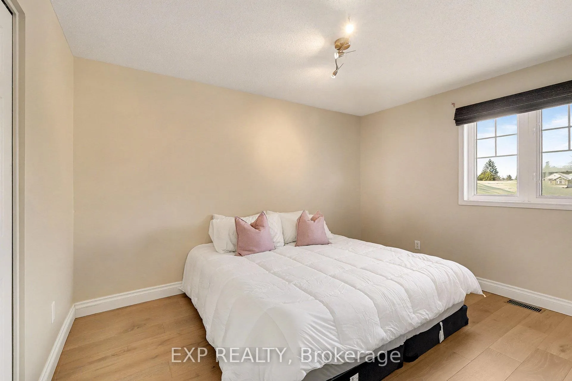Photo 25 of 26 Thresher Avenue, Ottawa, Stittsville (Central) — HOMEH