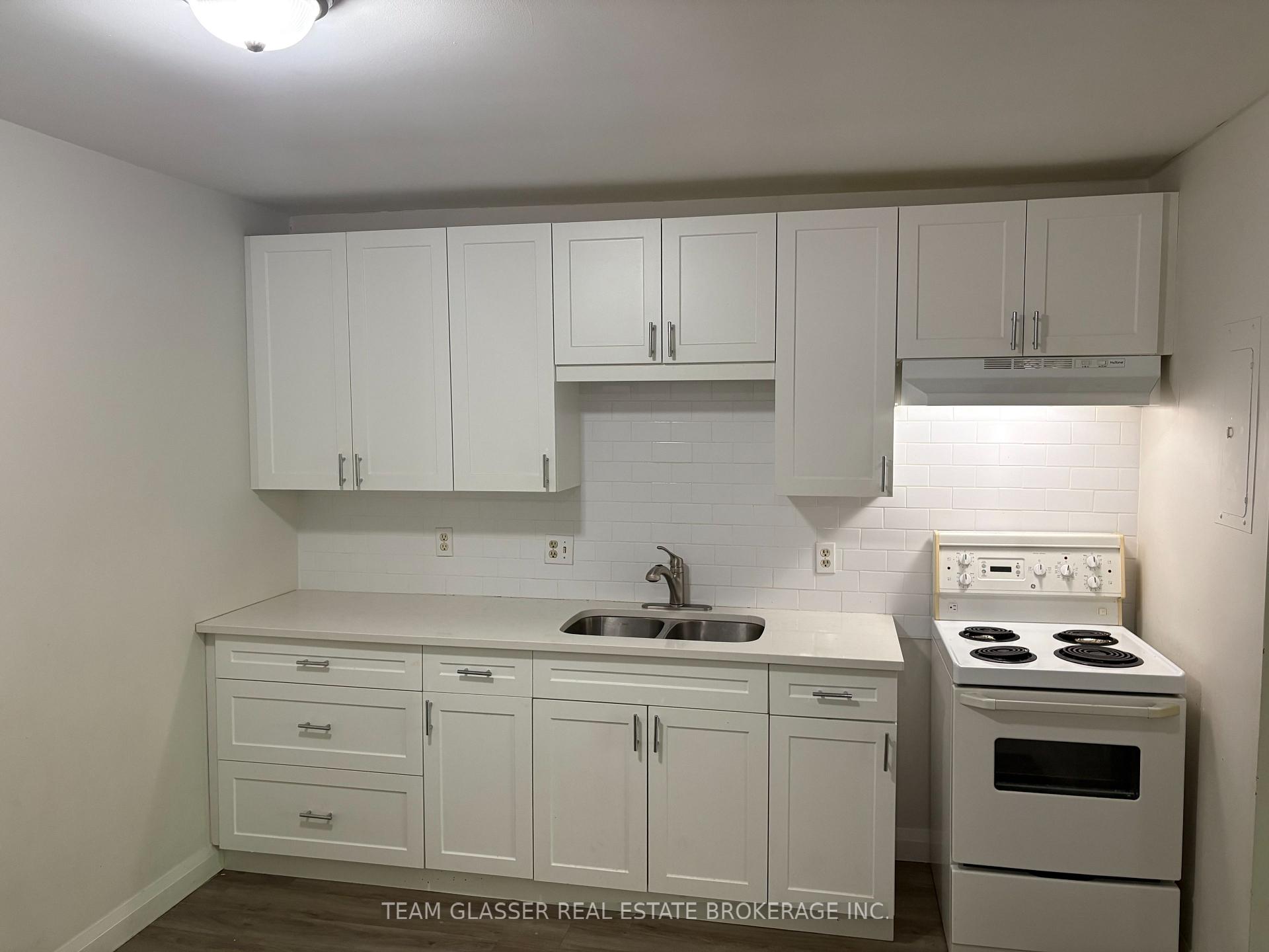 Photo 8 of Unit 204, 52 Hiawatha Street, St. Thomas — HOMEH
