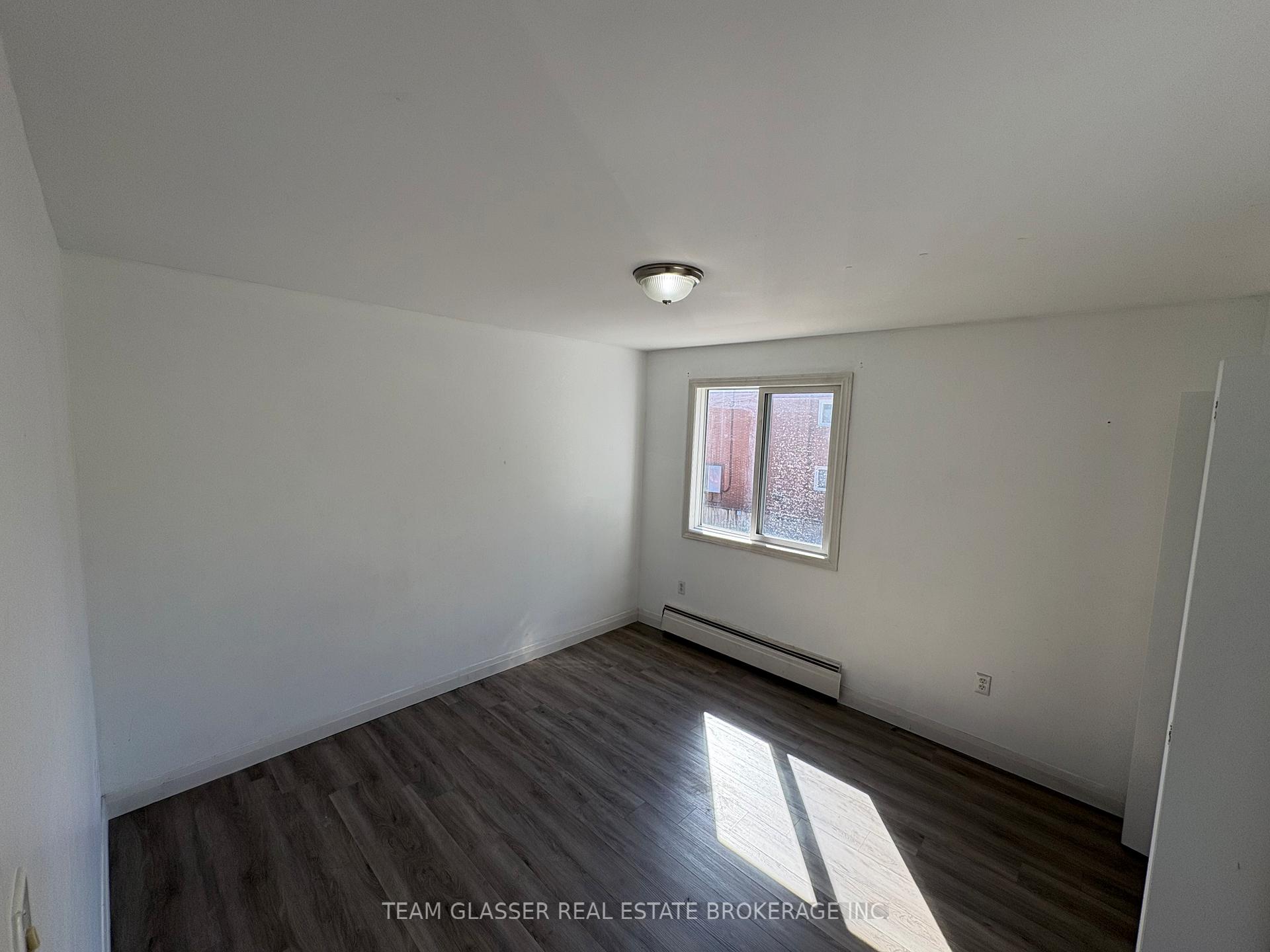 Photo 16 of Unit 204, 52 Hiawatha Street, St. Thomas — HOMEH