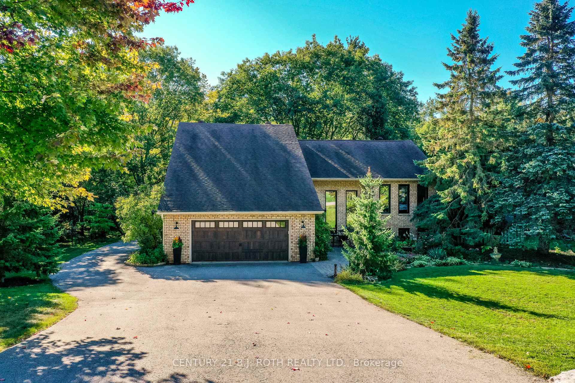 Photo 1 of 39 Jodies Lane, Springwater, Midhurst — HOMEH