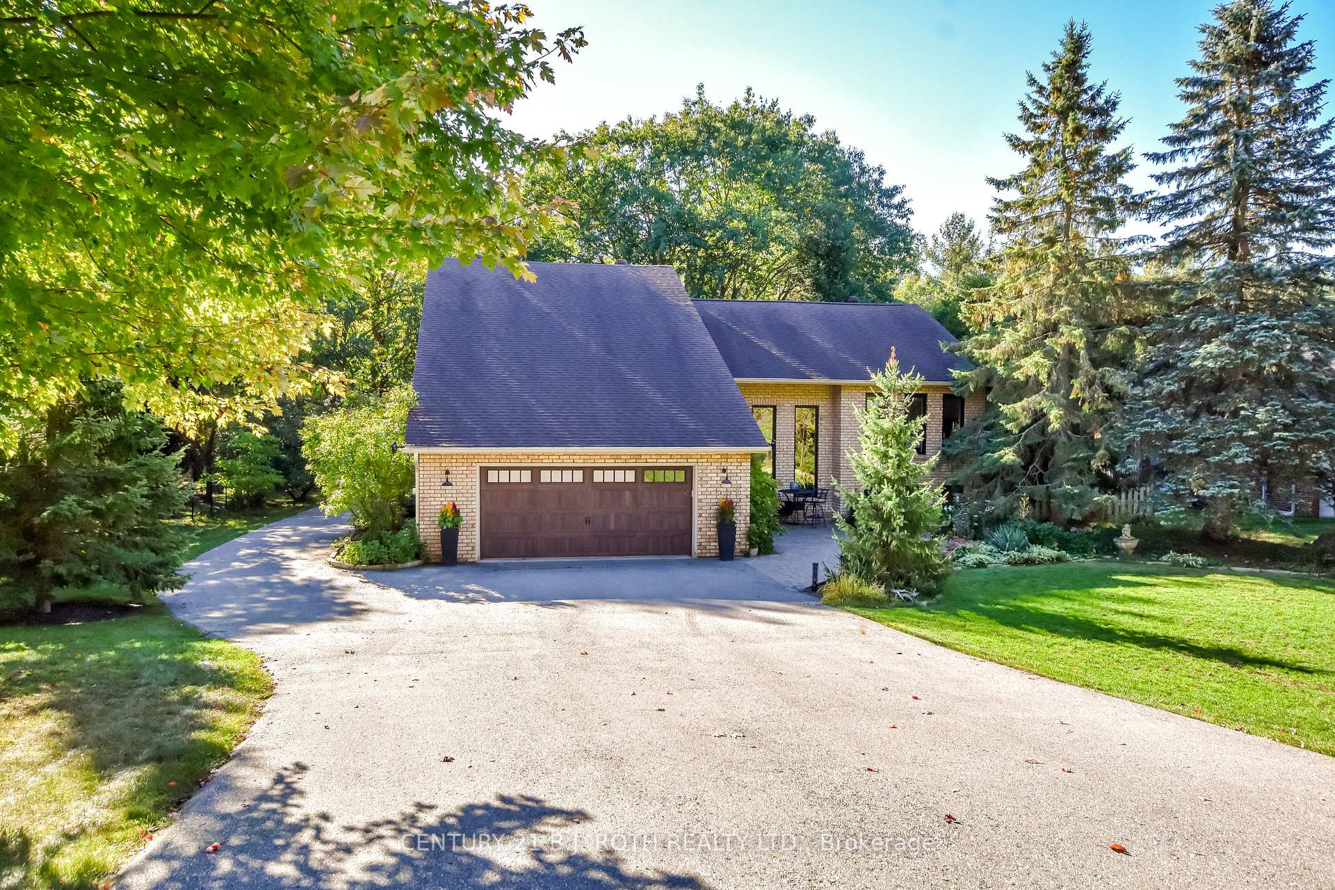 Photo 3 of 39 Jodies Lane, Springwater, Midhurst — HOMEH