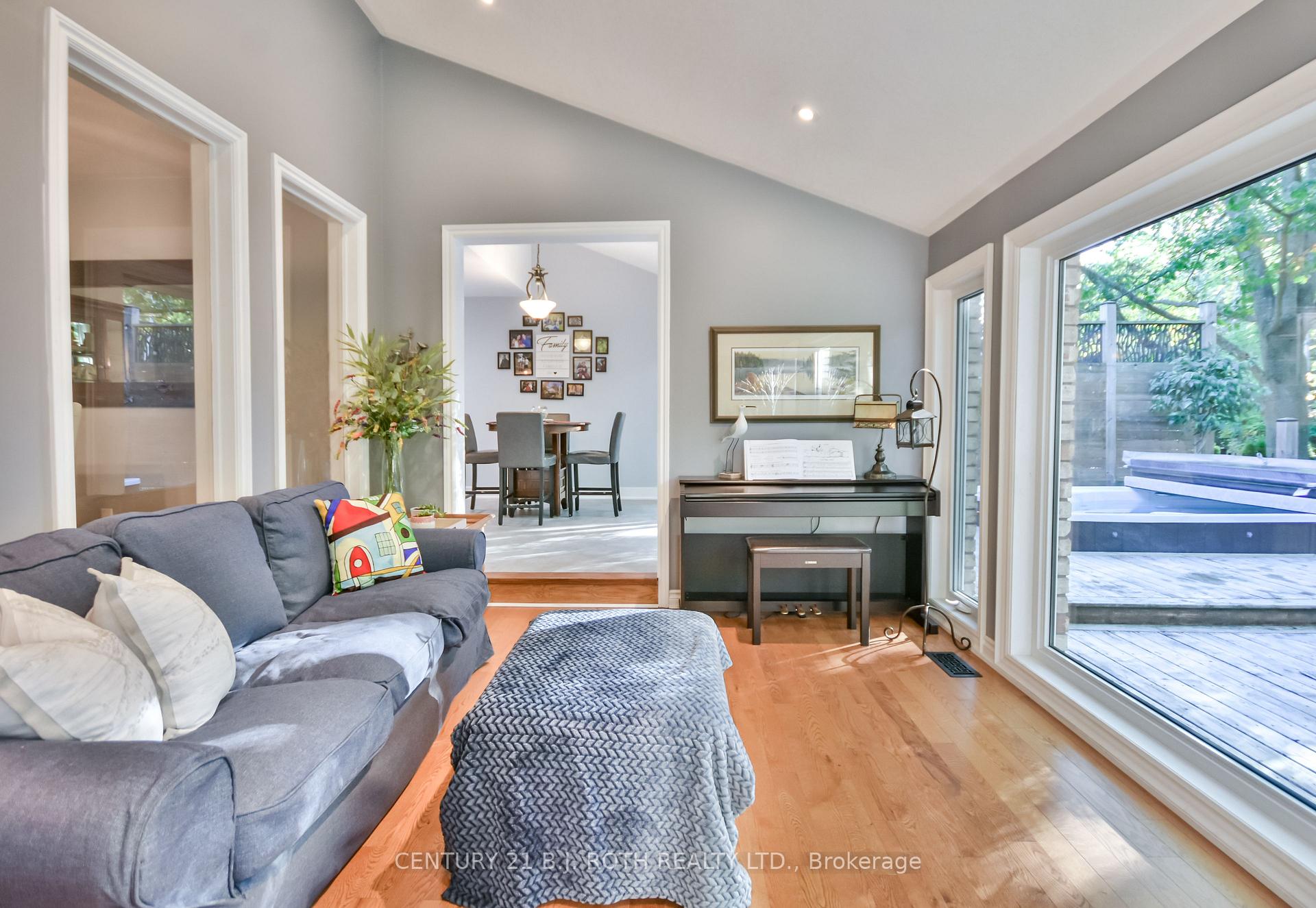 Photo 14 of 39 Jodies Lane, Springwater, Midhurst — HOMEH
