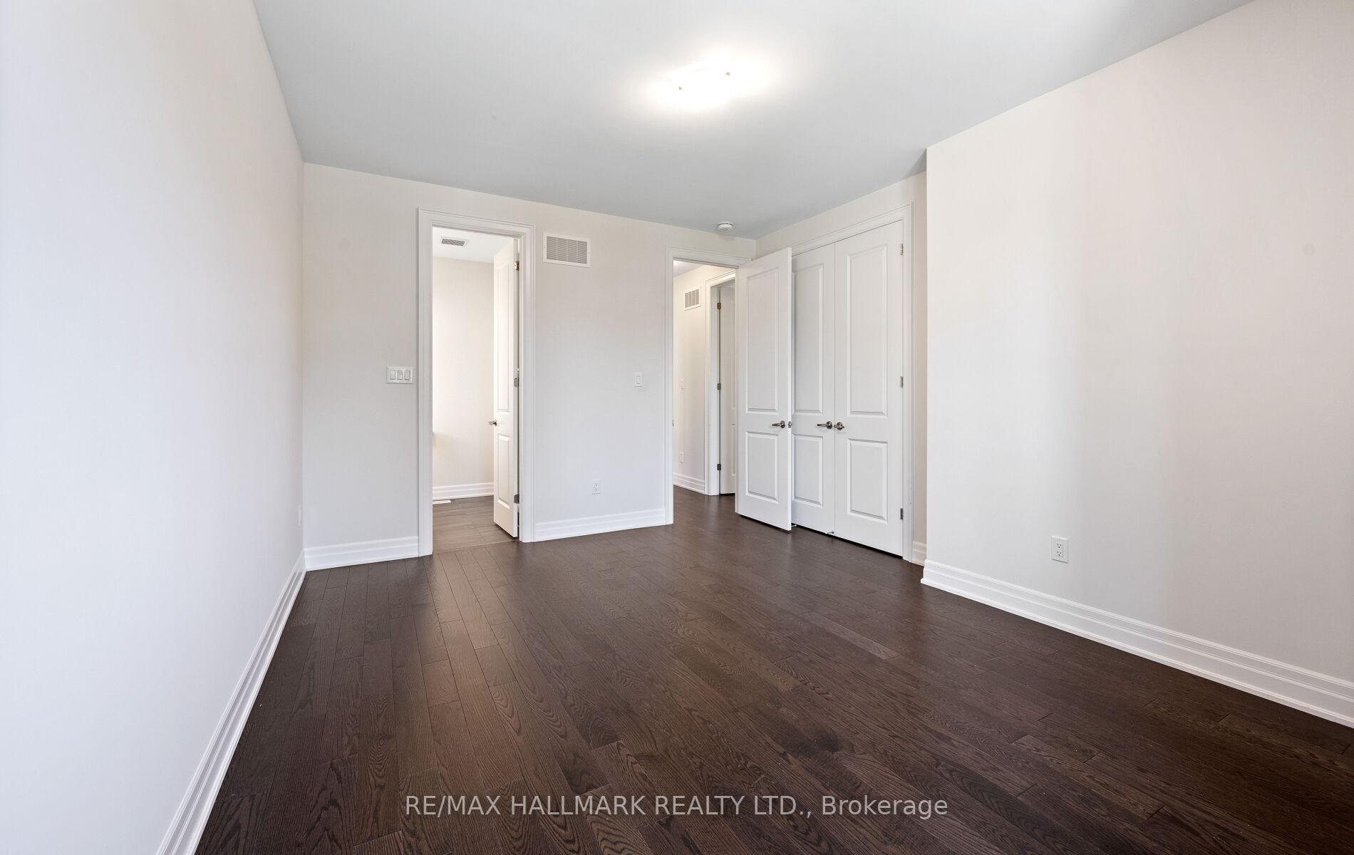 Photo 13 of 123 Bond Crescent, Richmond Hill, Oak Ridges — HOMEH
