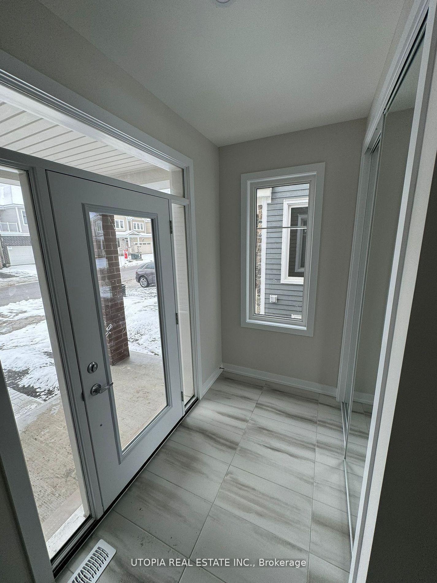 Photo 2 of 112 Hackamore Crescent, Ottawa, Goulbourn Twp From Franktown Rd/South To Rideau — HOMEH