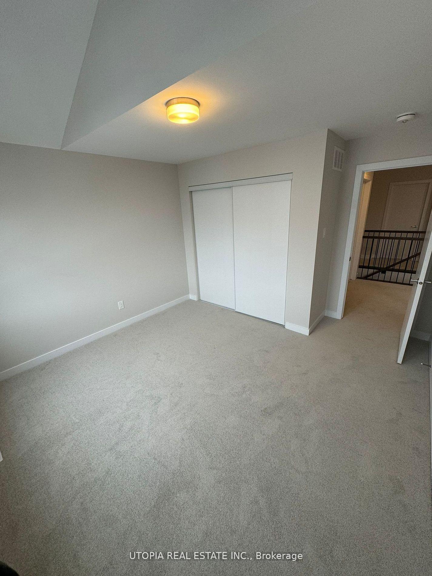 Photo 15 of 112 Hackamore Crescent, Ottawa, Goulbourn Twp From Franktown Rd/South To Rideau — HOMEH