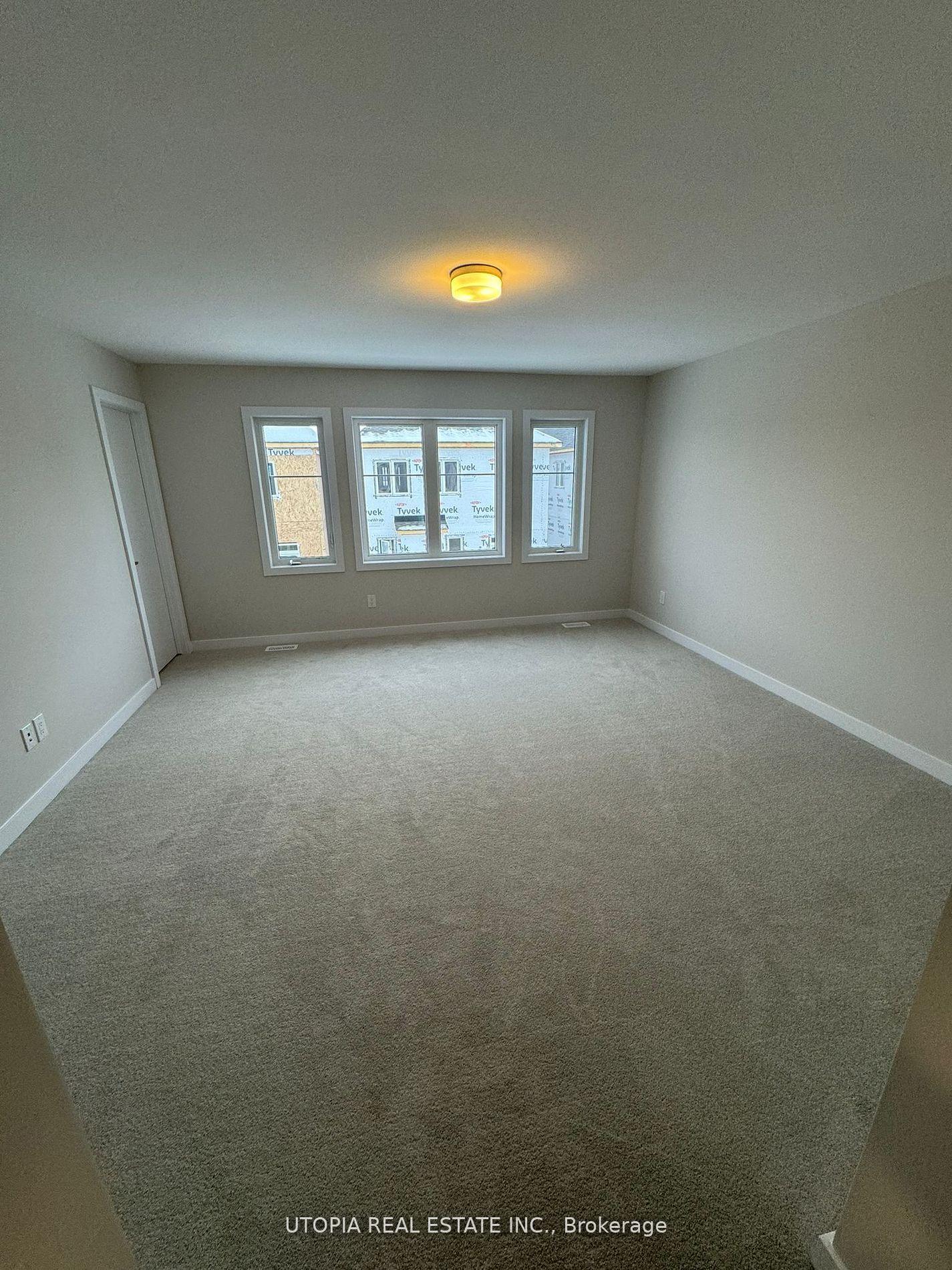 Photo 22 of 112 Hackamore Crescent, Ottawa, Goulbourn Twp From Franktown Rd/South To Rideau — HOMEH