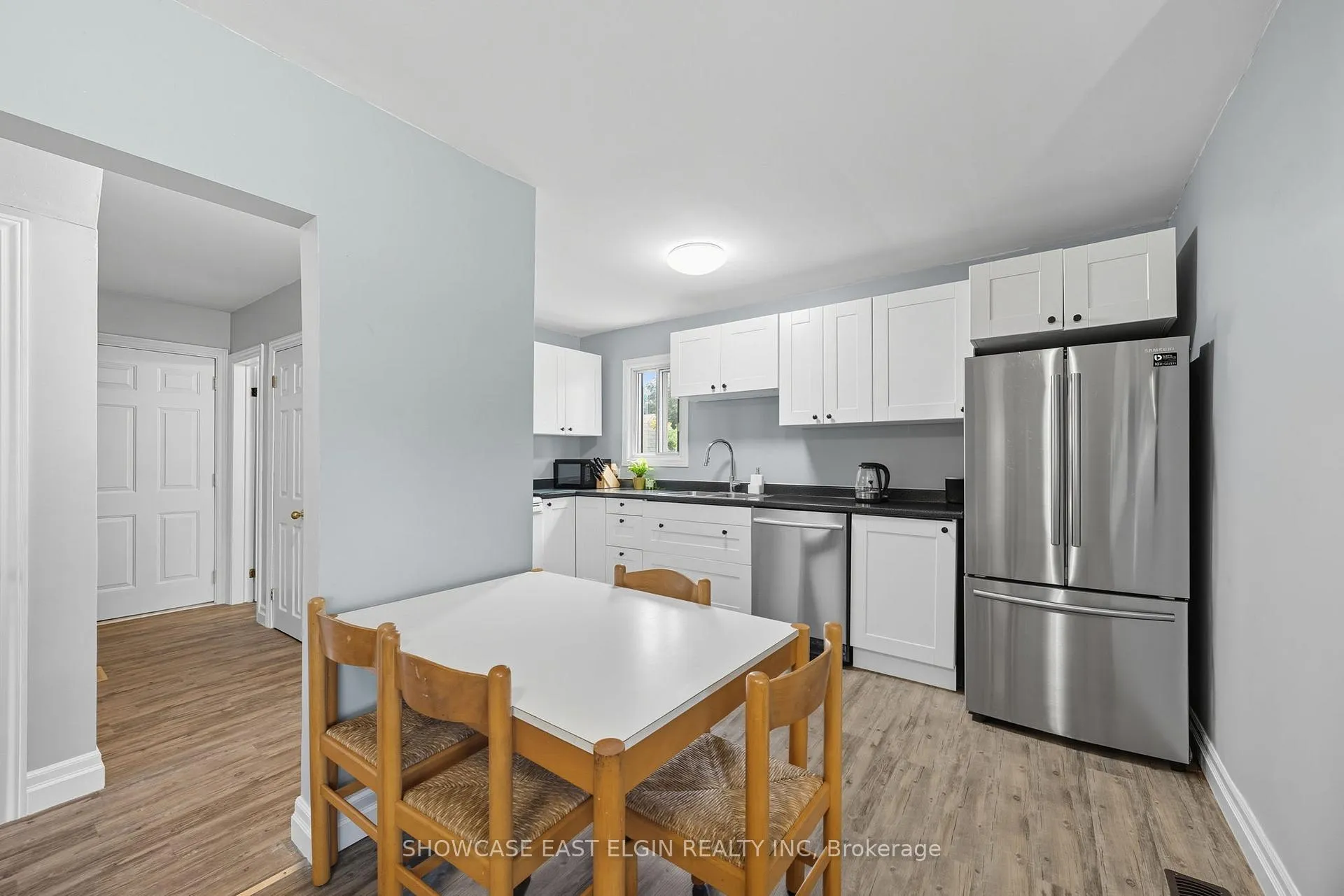 Photo 8 of 68 Dunkirk Drive, St. Thomas — HOMEH