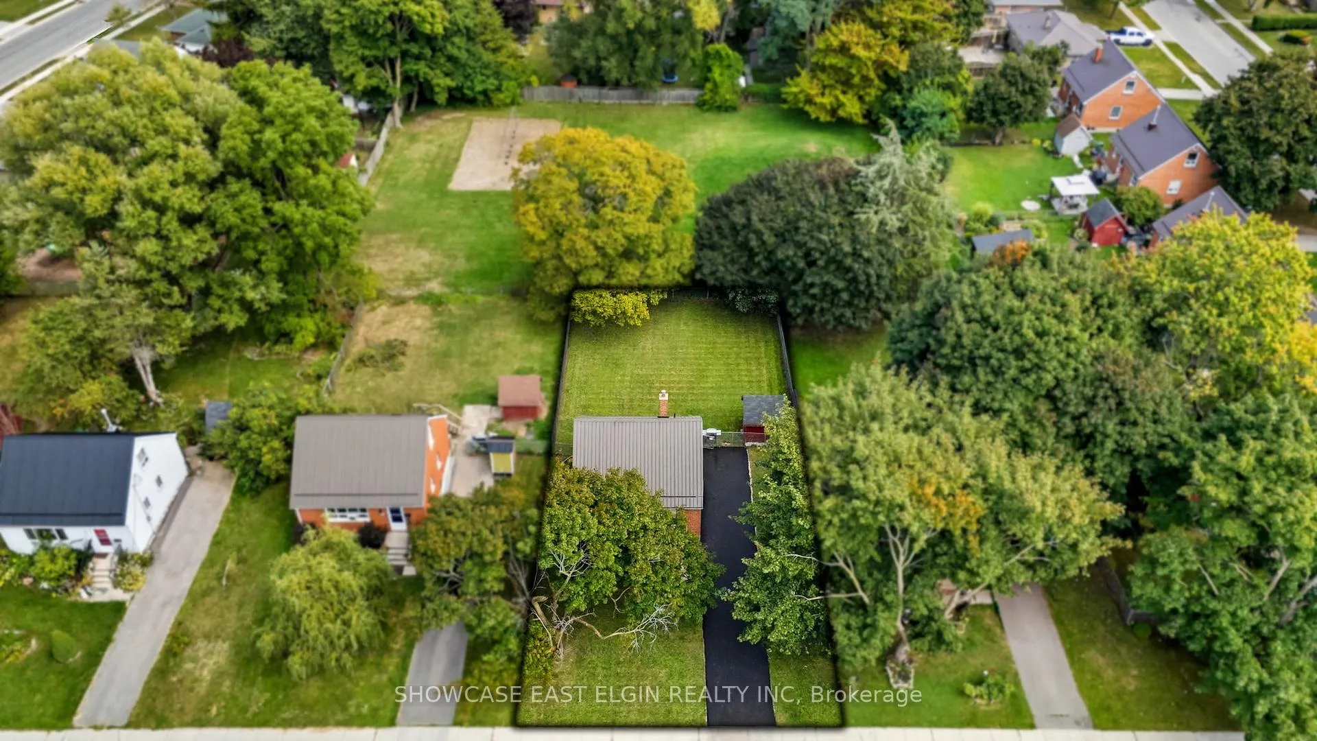 Photo 32 of 68 Dunkirk Drive, St. Thomas — HOMEH