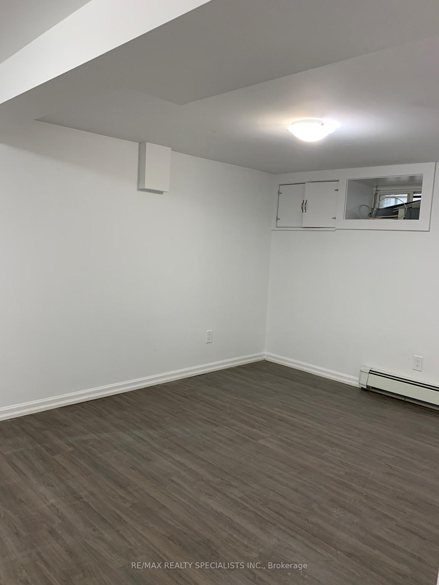 Photo 4 of Unit 4, 108 Queenston Street, St. Catharines, E. Chester — HOMEH
