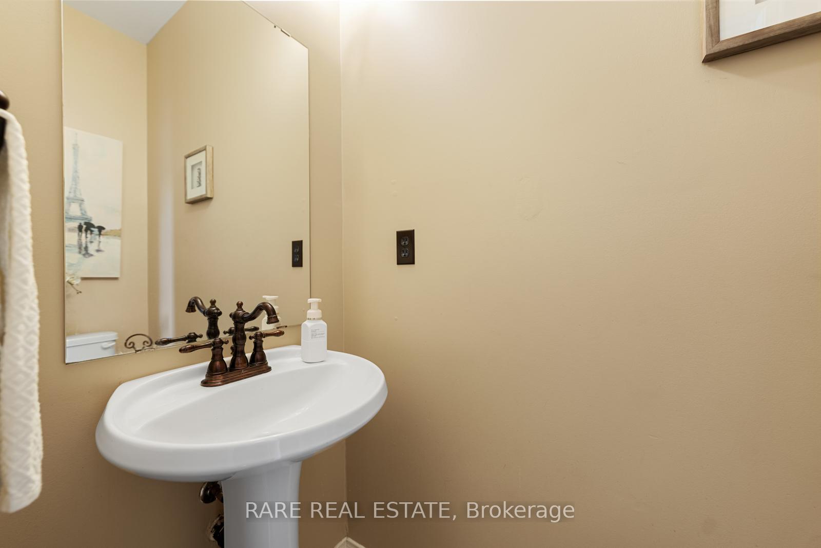 Photo 9 of 256 Tower Hill Road, Richmond Hill, Jefferson — HOMEH