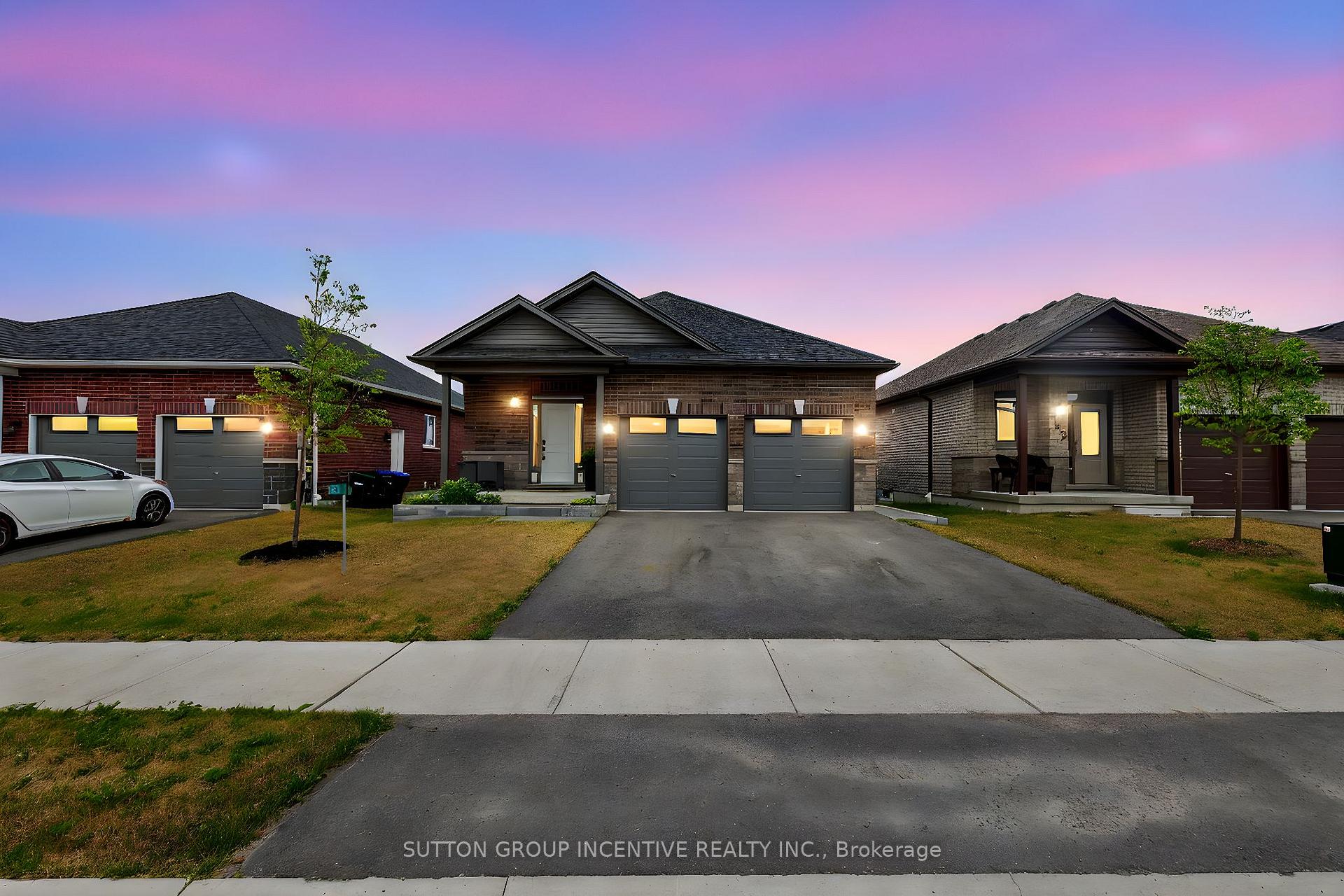 Photo 25 of 140 Ritchie Crescent, Springwater, Elmvale — HOMEH