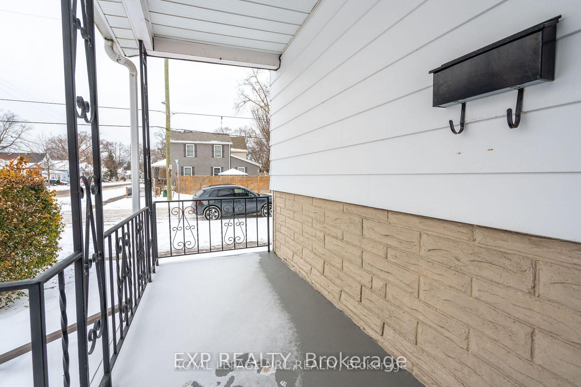 Photo 2 of 30 1/2 Wiley Street, St. Catharines, Downtown — HOMEH