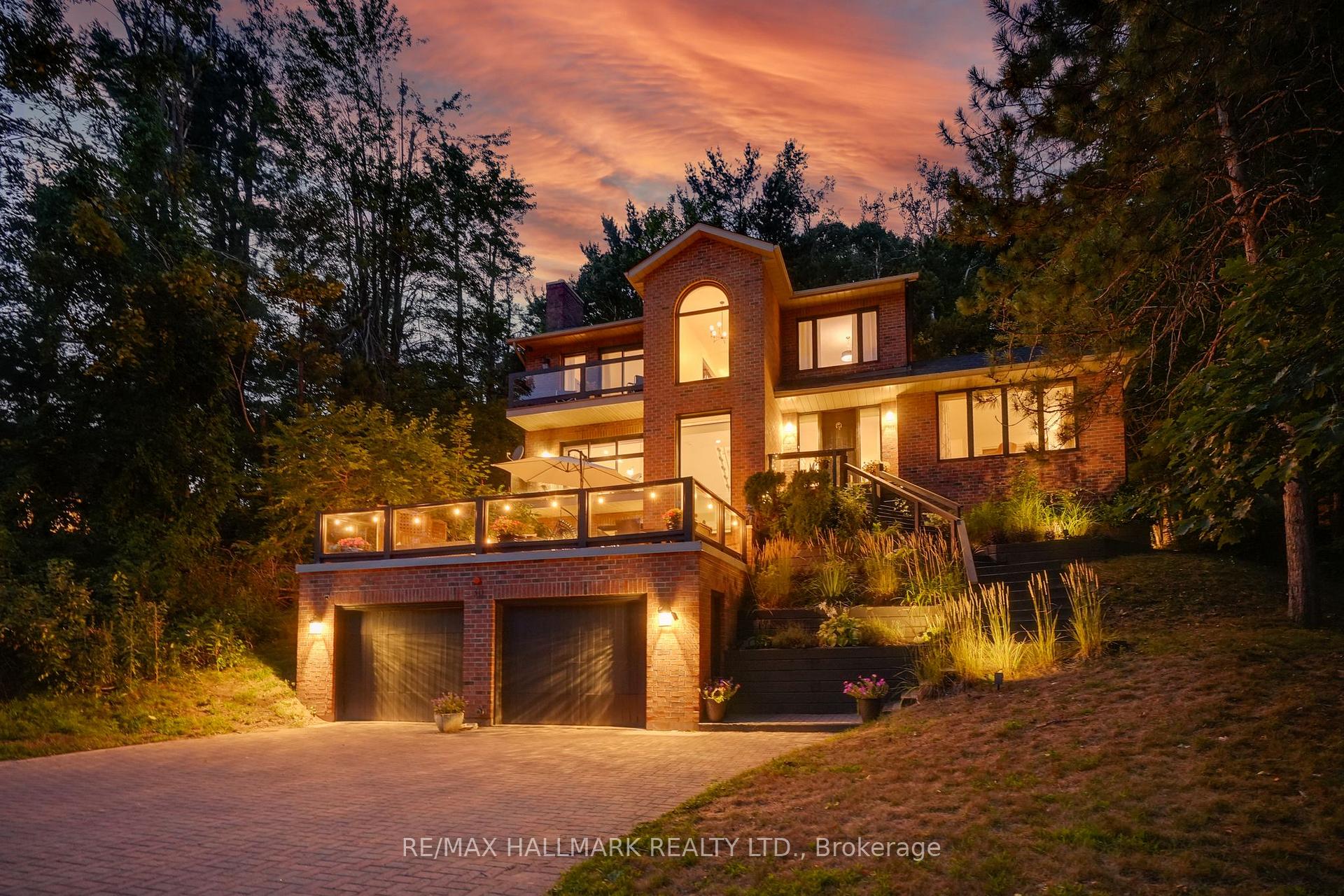 Photo 2 of 30 Pooles Road, Springwater, Midhurst — HOMEH