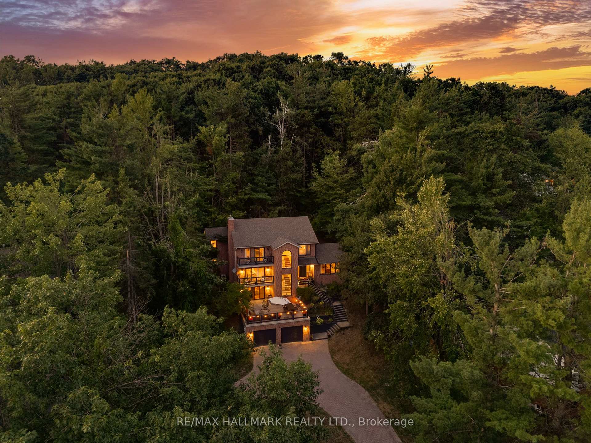 Photo 3 of 30 Pooles Road, Springwater, Midhurst — HOMEH