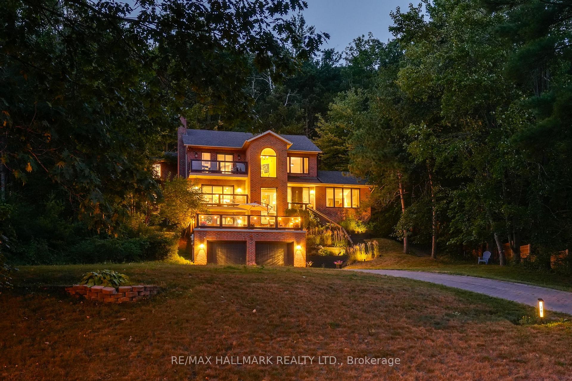 Photo 5 of 30 Pooles Road, Springwater, Midhurst — HOMEH