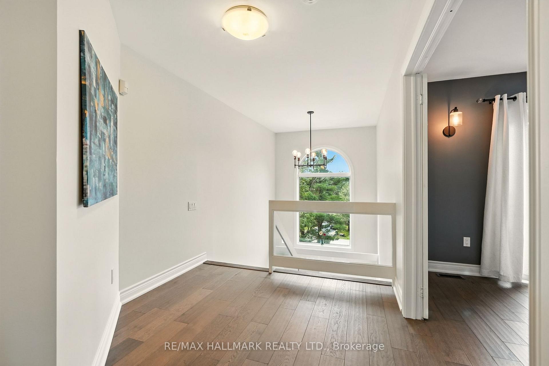Photo 21 of 30 Pooles Road, Springwater, Midhurst — HOMEH