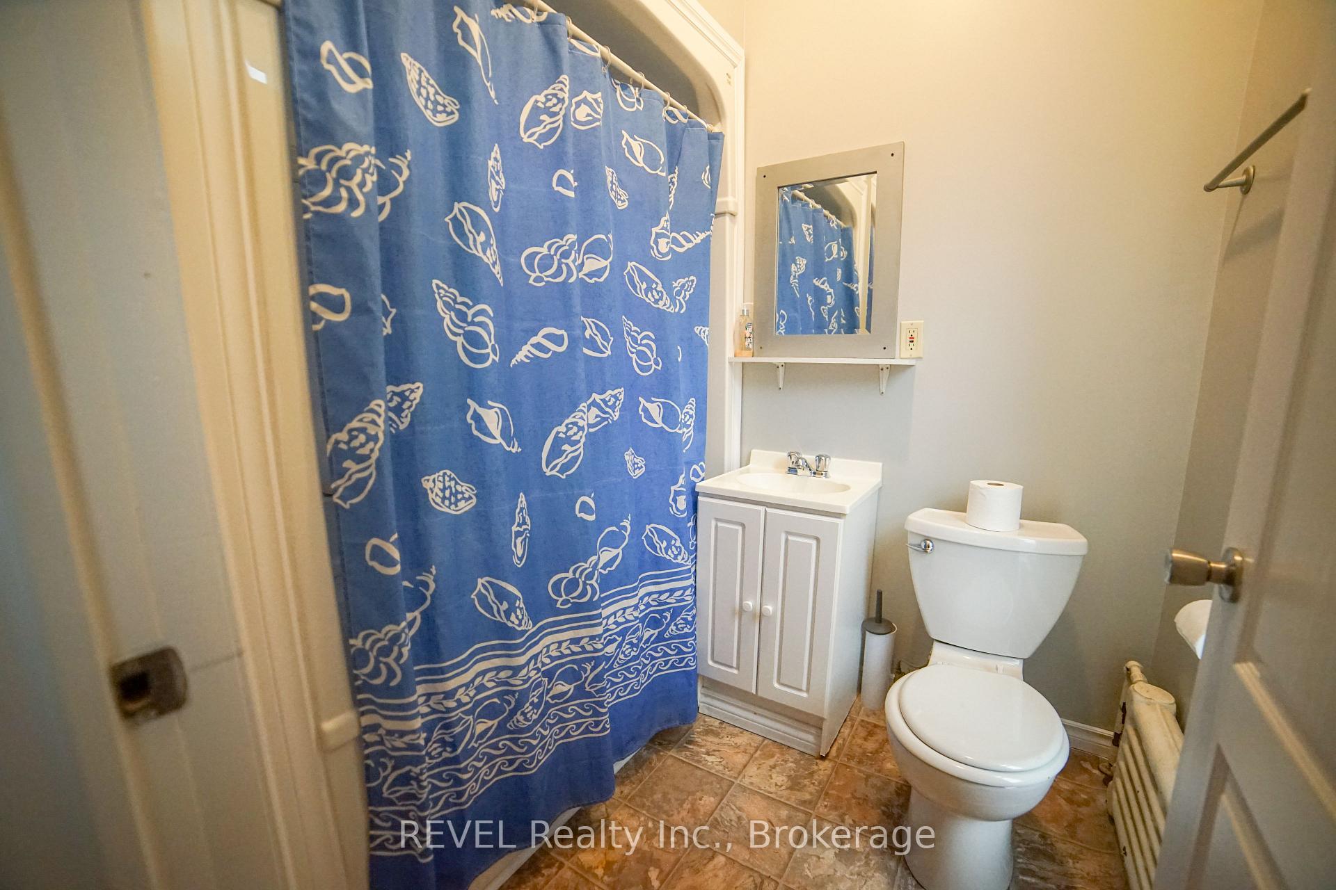 Photo 14 of Unit Unit 1, 166 James Street, St. Catharines, Downtown — HOMEH