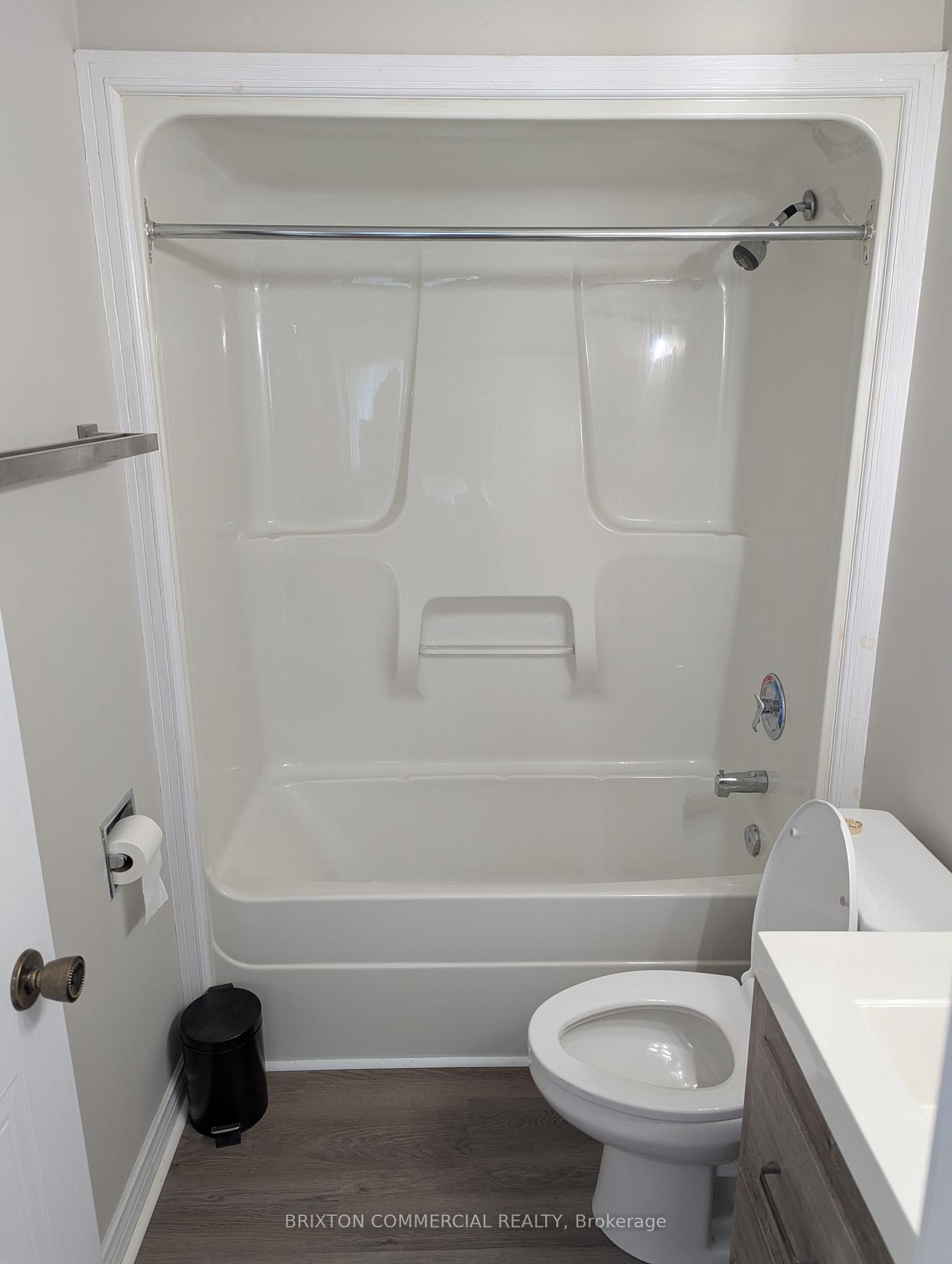 Photo 4 of Unit 103, 75 Elm Street, St. Thomas — HOMEH