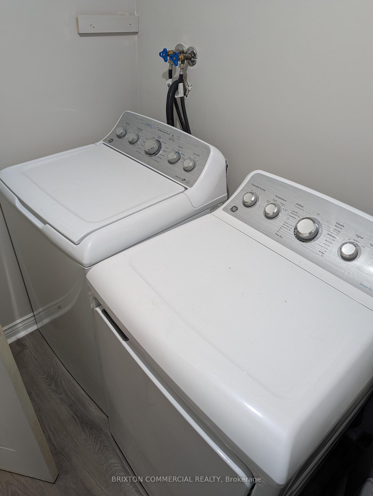 Photo 11 of Unit 103, 75 Elm Street, St. Thomas — HOMEH