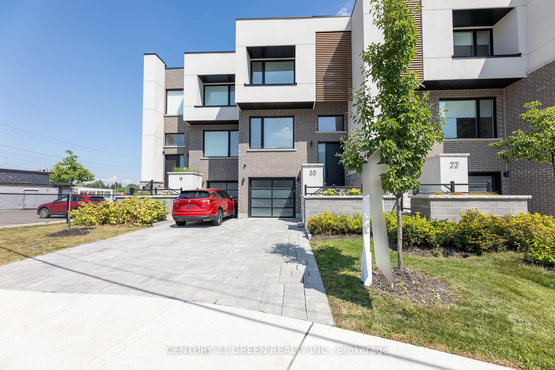 Photo 1 of 20 Sunset Beach Road, Richmond Hill, Oak Ridges Lake Wilcox — HOMEH