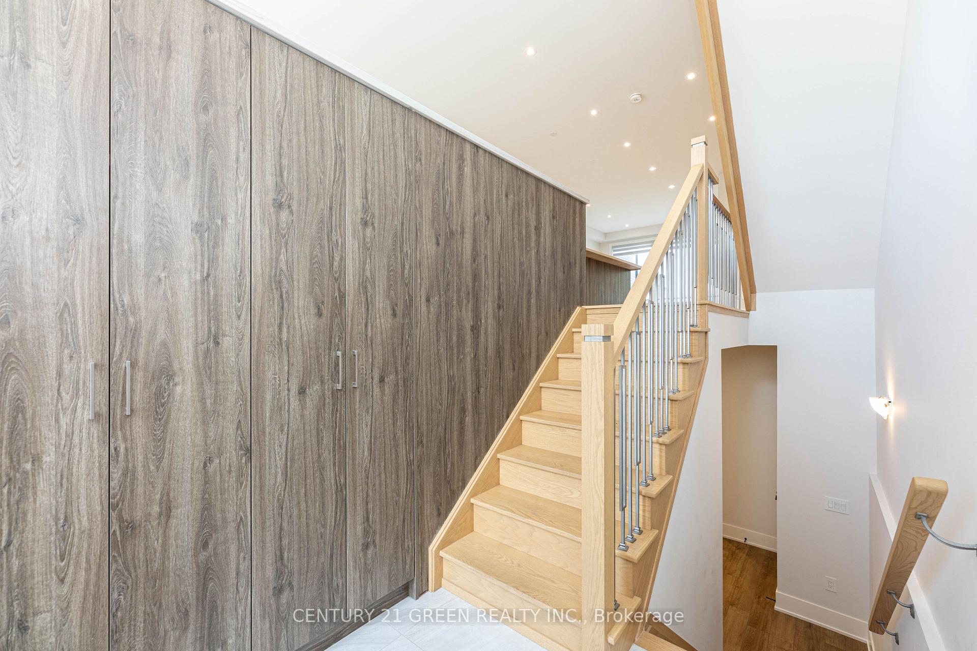 Photo 4 of 20 Sunset Beach Road, Richmond Hill, Oak Ridges Lake Wilcox — HOMEH