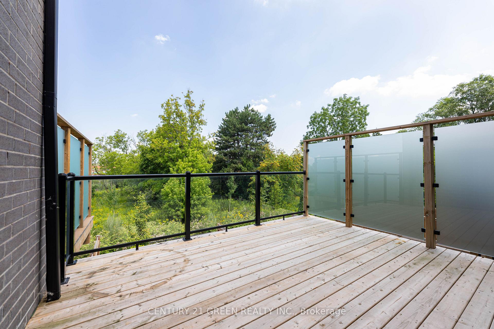 Photo 10 of 20 Sunset Beach Road, Richmond Hill, Oak Ridges Lake Wilcox — HOMEH