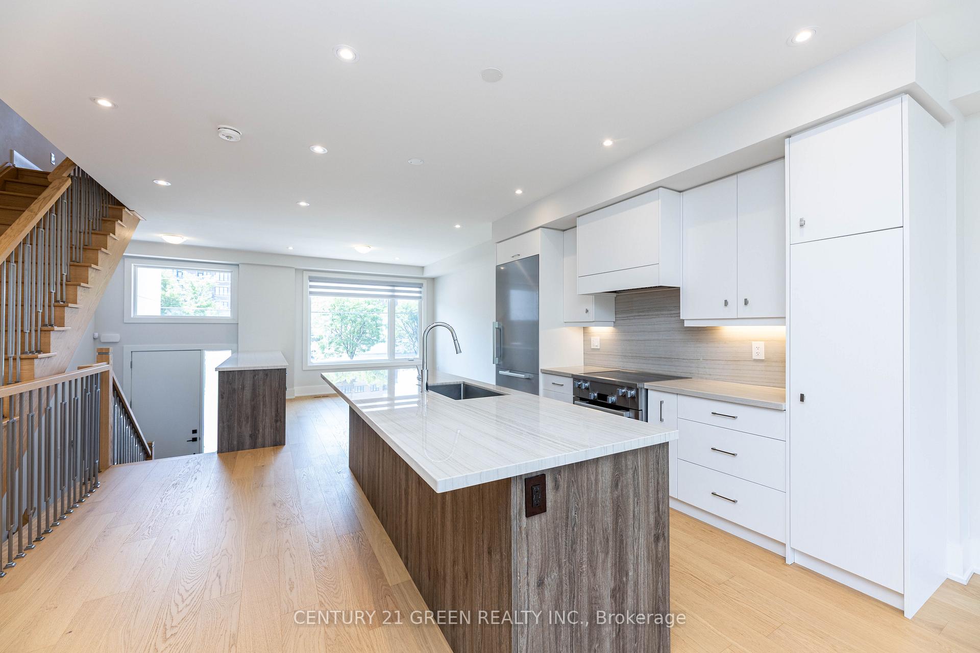 Photo 12 of 20 Sunset Beach Road, Richmond Hill, Oak Ridges Lake Wilcox — HOMEH