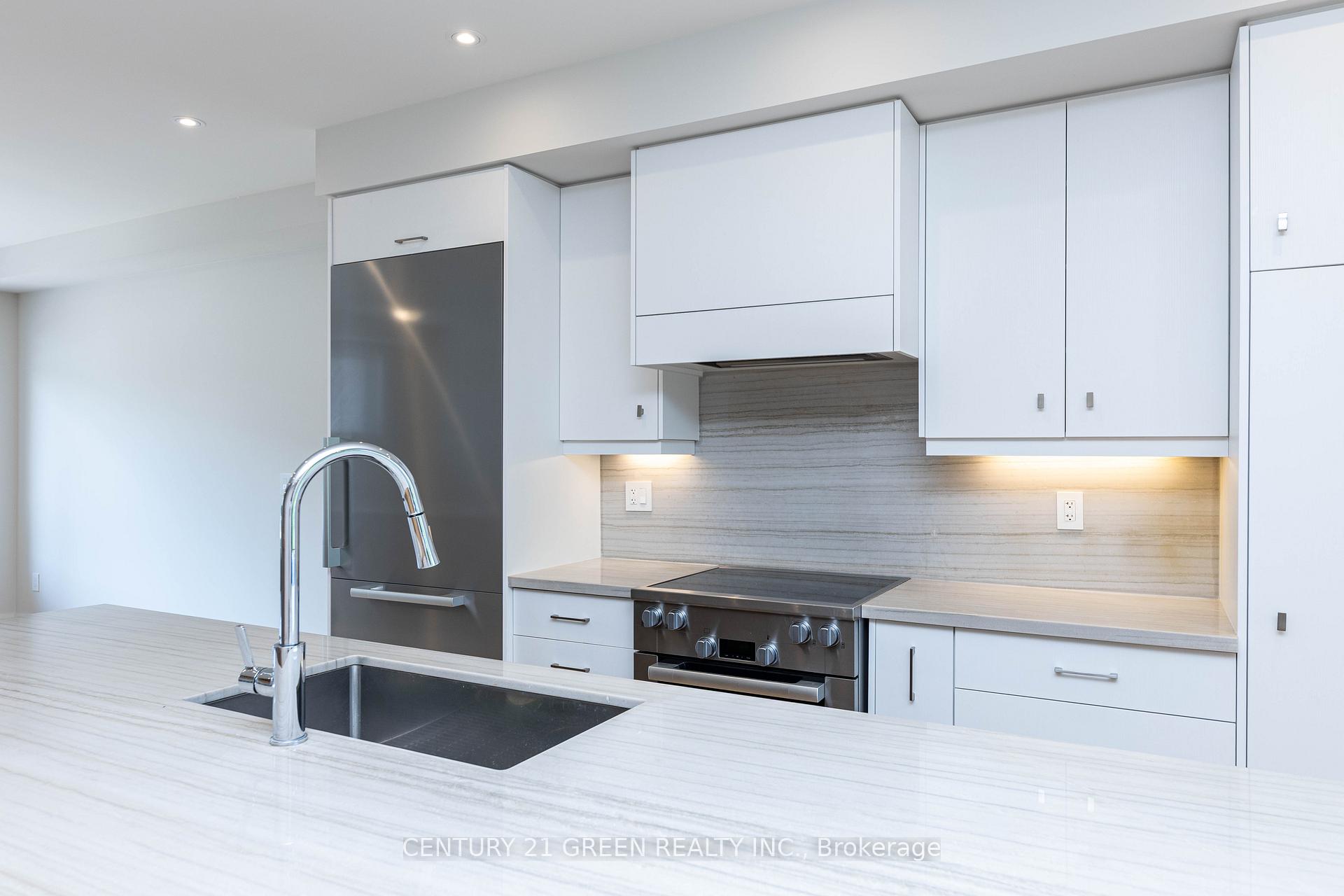 Photo 13 of 20 Sunset Beach Road, Richmond Hill, Oak Ridges Lake Wilcox — HOMEH