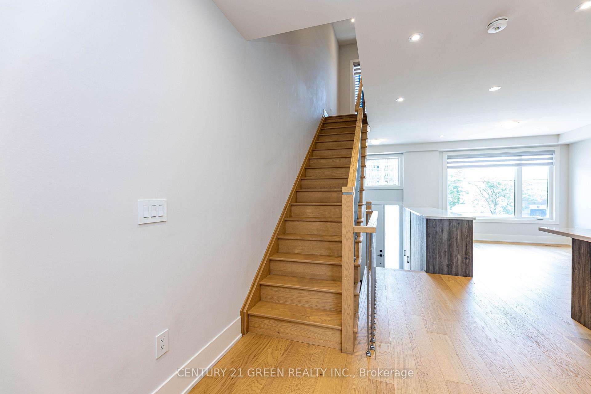 Photo 16 of 20 Sunset Beach Road, Richmond Hill, Oak Ridges Lake Wilcox — HOMEH