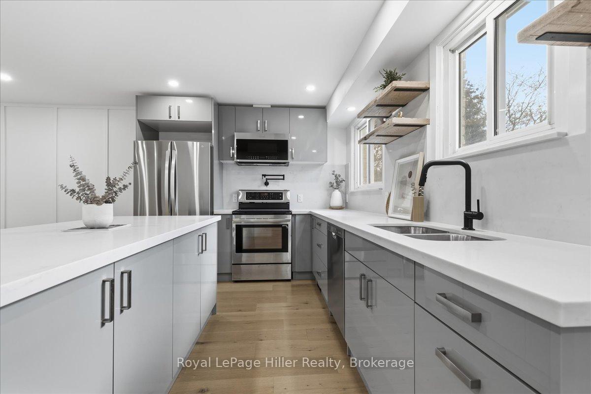 Photo 8 of 237 Willow Street, Stratford — HOMEH