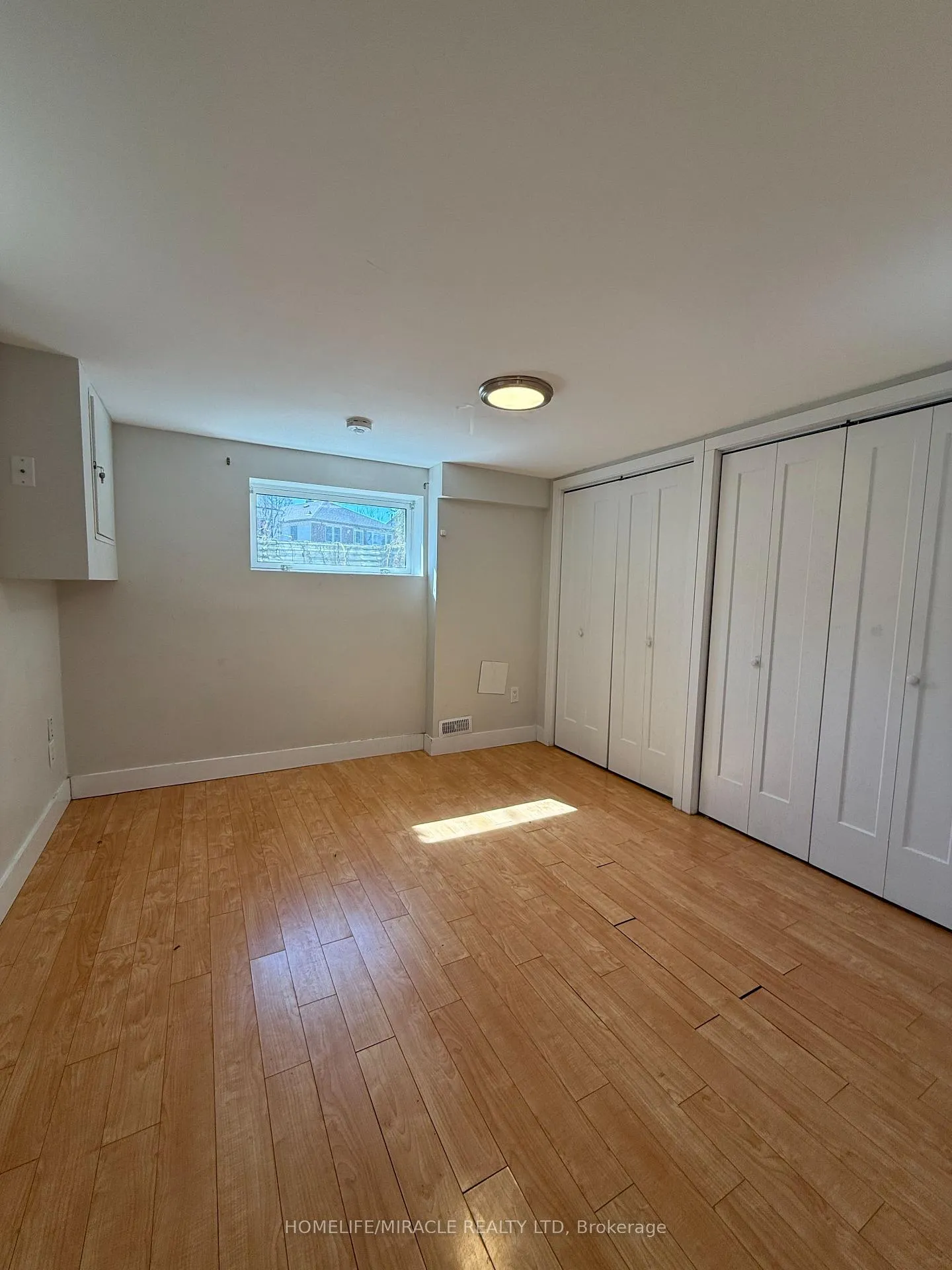 Photo 31 of 11 Garnet Street, St. Catharines, Facer — HOMEH
