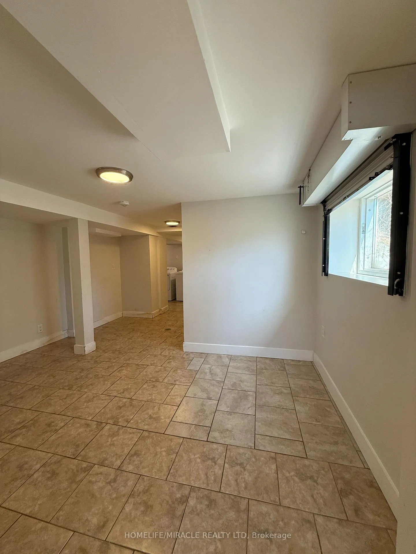 Photo 32 of 11 Garnet Street, St. Catharines, Facer — HOMEH
