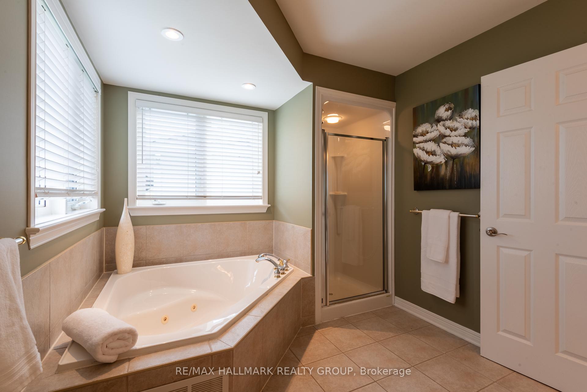 Photo 25 of 50 Cherry Drive, Ottawa, Stittsville (South) — HOMEH