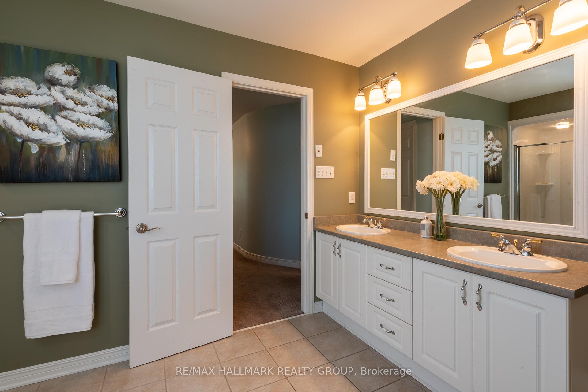 Photo 26 of 50 Cherry Drive, Ottawa, Stittsville (South) — HOMEH
