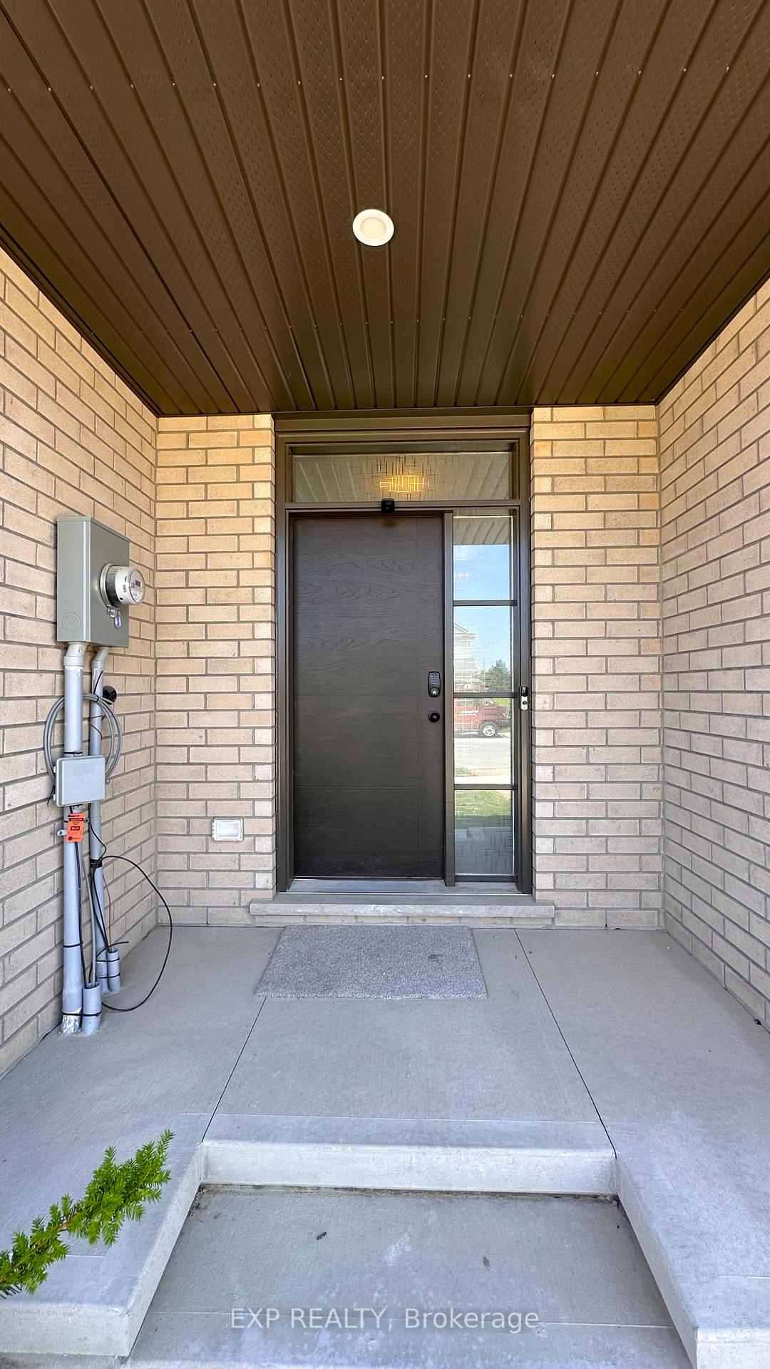 Photo 2 of 271 Renaissance Drive, St. Thomas — HOMEH