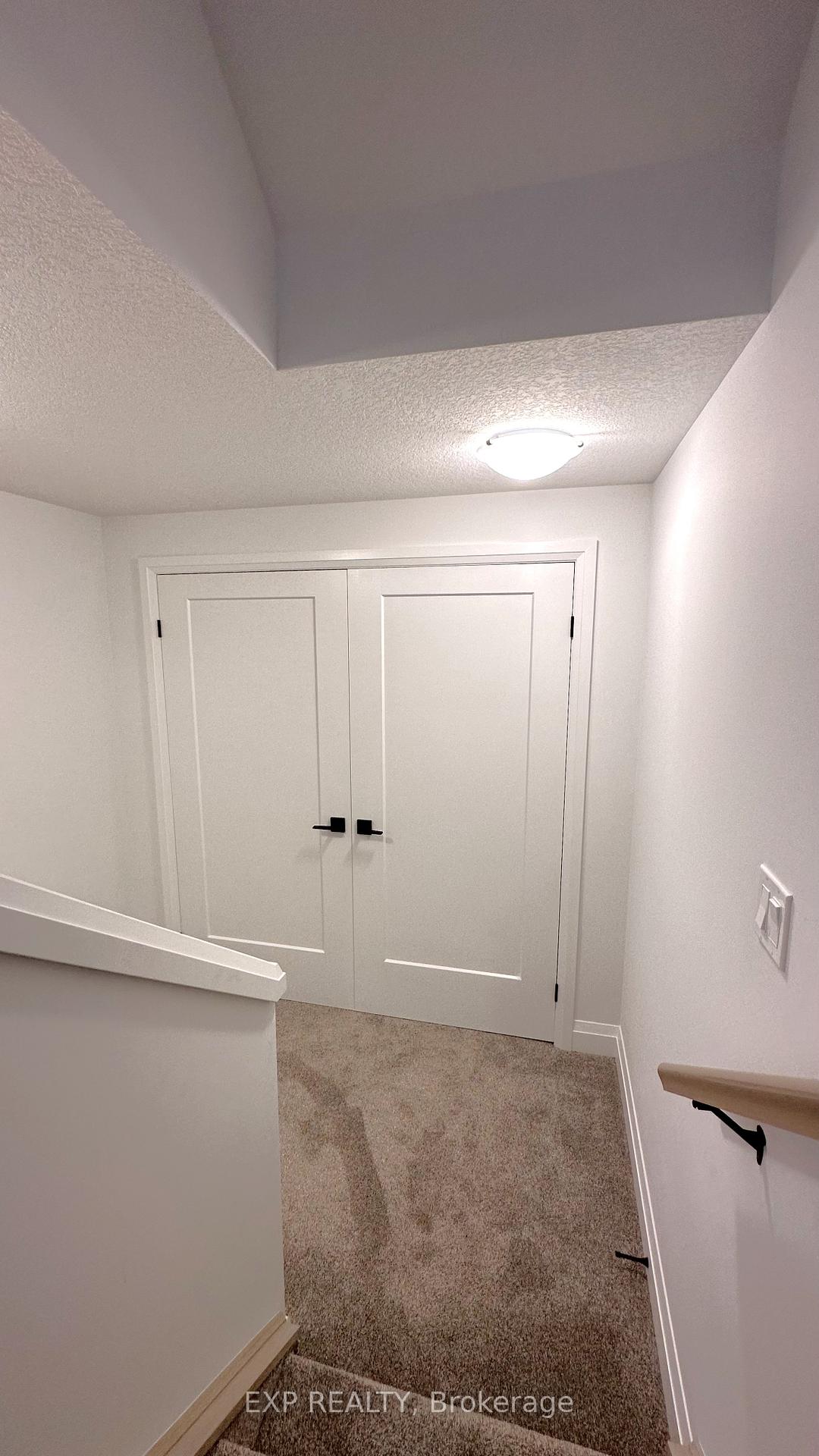 Photo 16 of 271 Renaissance Drive, St. Thomas — HOMEH