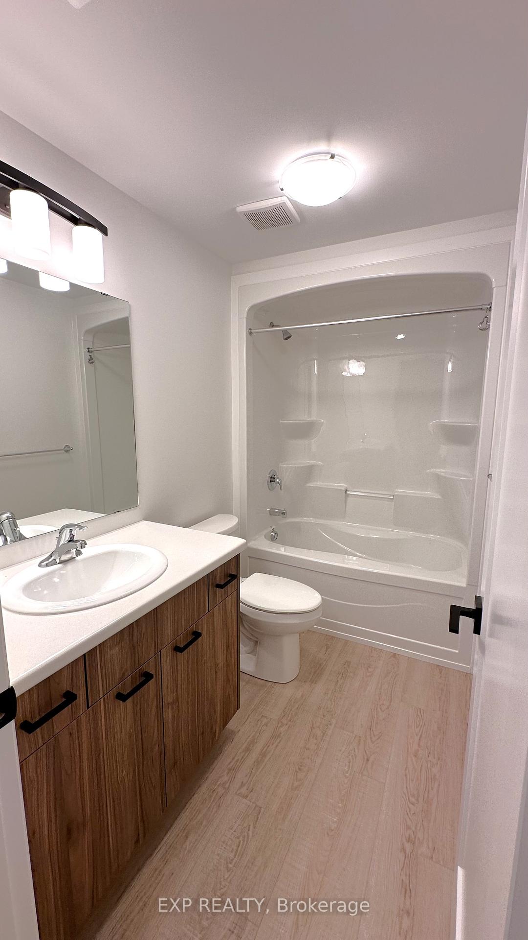 Photo 19 of 271 Renaissance Drive, St. Thomas — HOMEH
