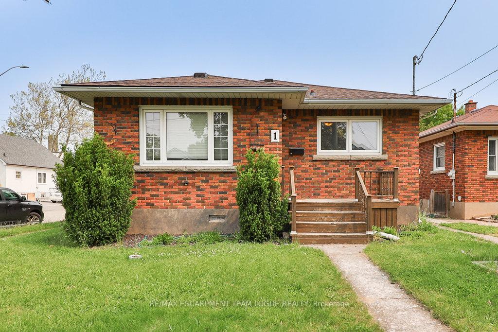 Photo 2 of Unit Main Level, 1 Carina Street, St. Catharines, Facer — HOMEH