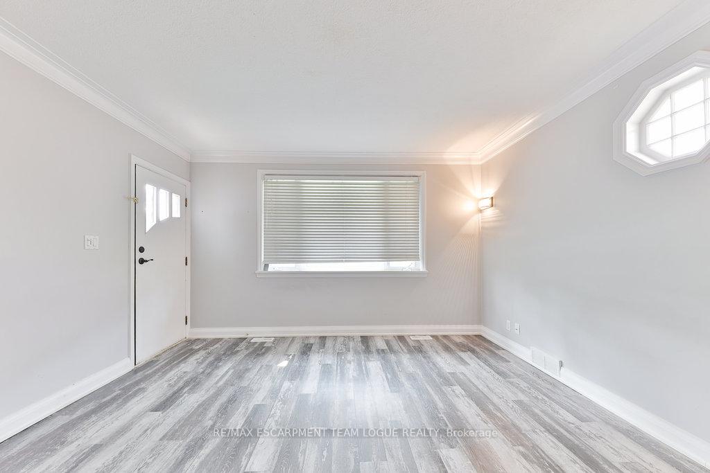 Photo 8 of Unit Main Level, 1 Carina Street, St. Catharines, Facer — HOMEH