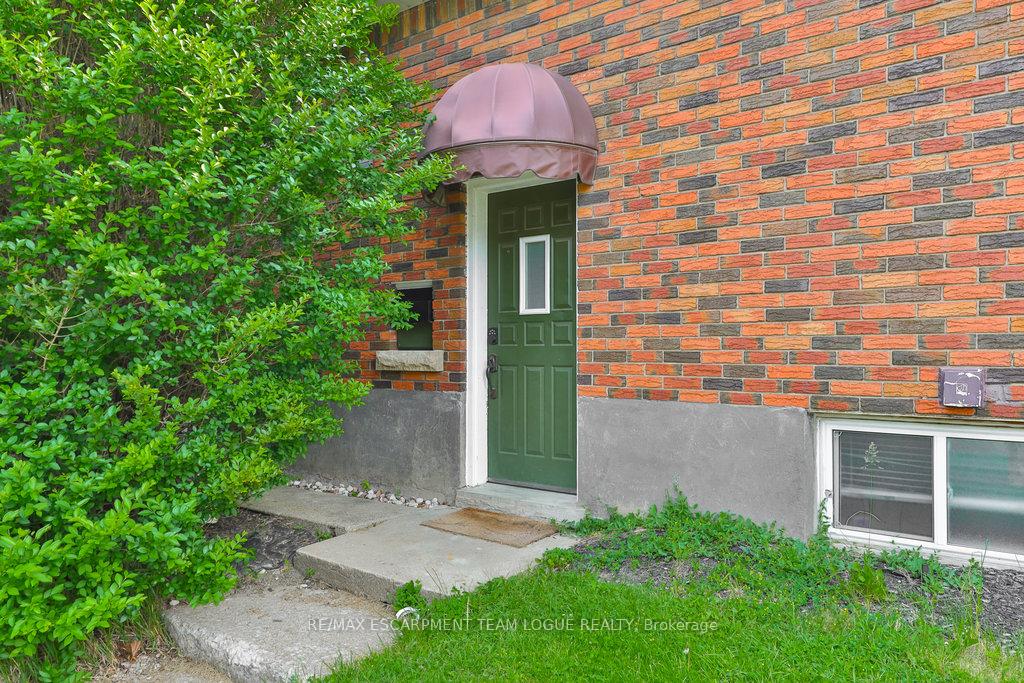 Photo 26 of Unit Main Level, 1 Carina Street, St. Catharines, Facer — HOMEH