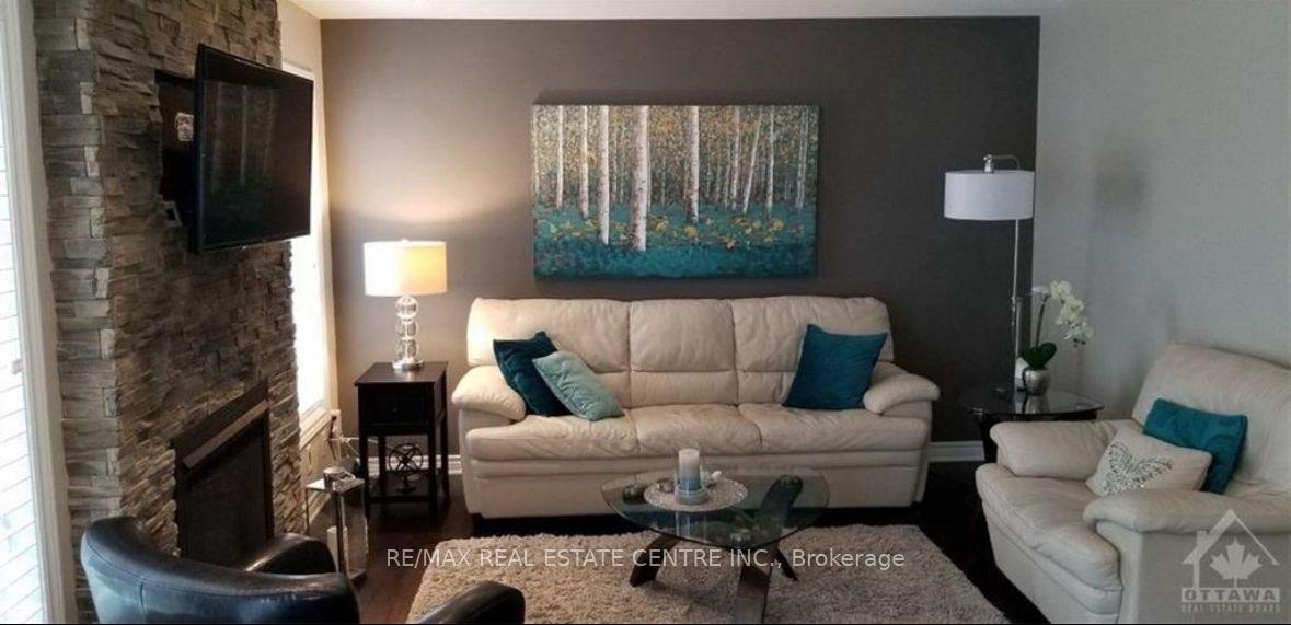 Photo 2 of 1924 Maple Grove, Ottawa, Stittsville (North) — HOMEH